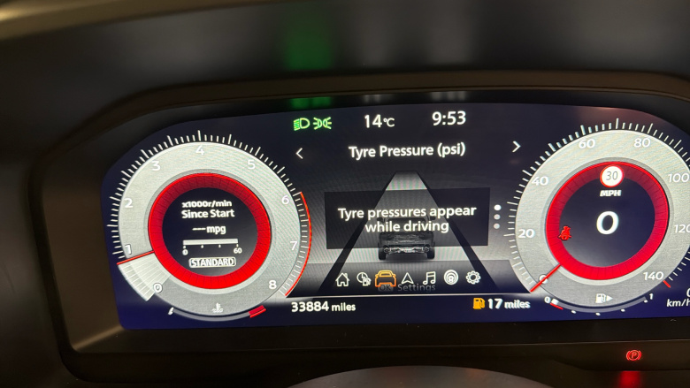 Nissan Qashqai 1.3 DiG-T MH Tekna 5dr Petrol Hatchback